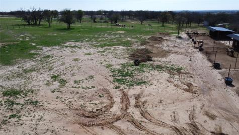 1075 County Road 494 Stephenville TX 76401