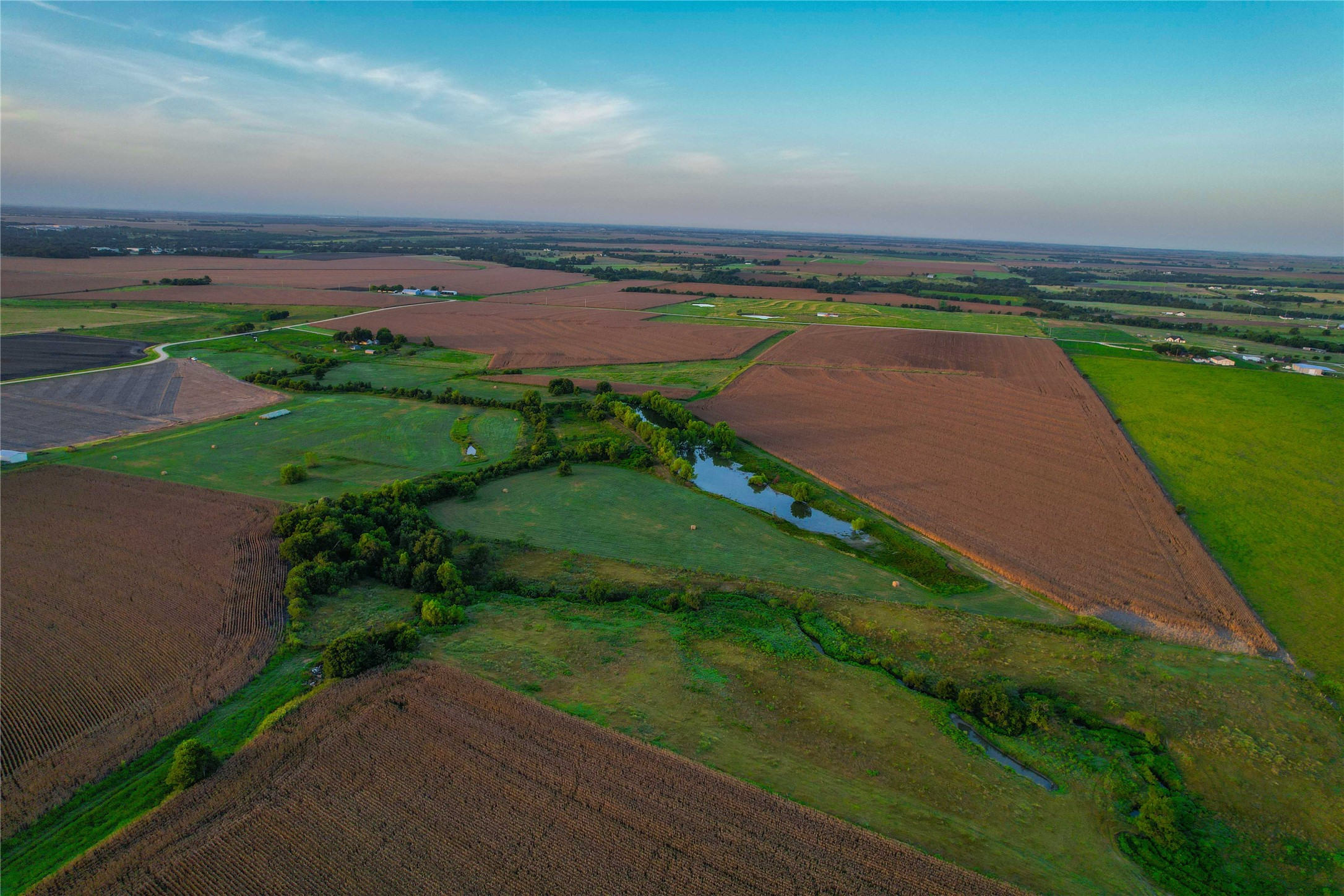 Unk Fm-2268 Holland TX 76534