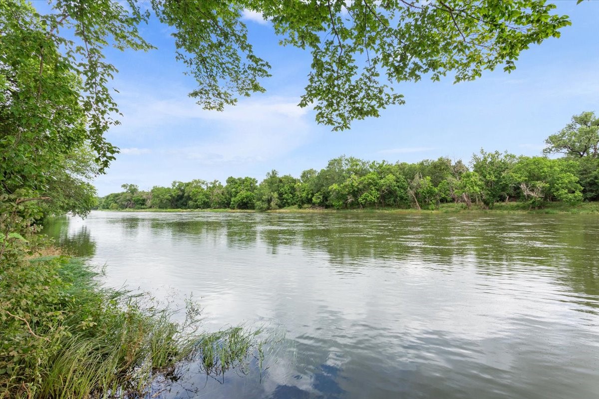 1468 Eagle Canyon Drive China Spring TX 76633
