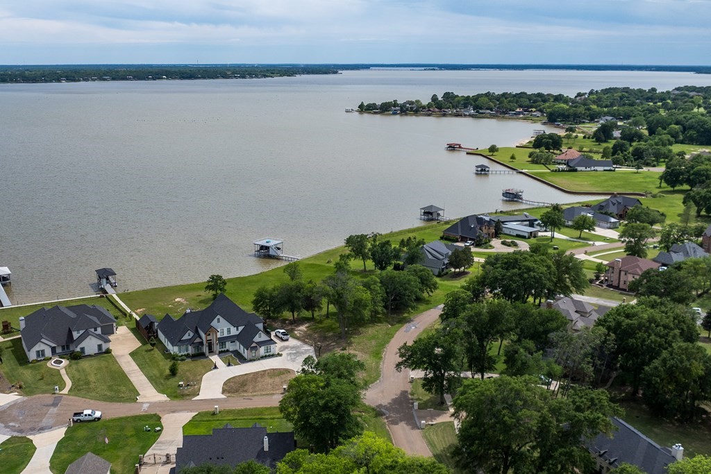 203 Cape Shore Drive Mabank TX 75143