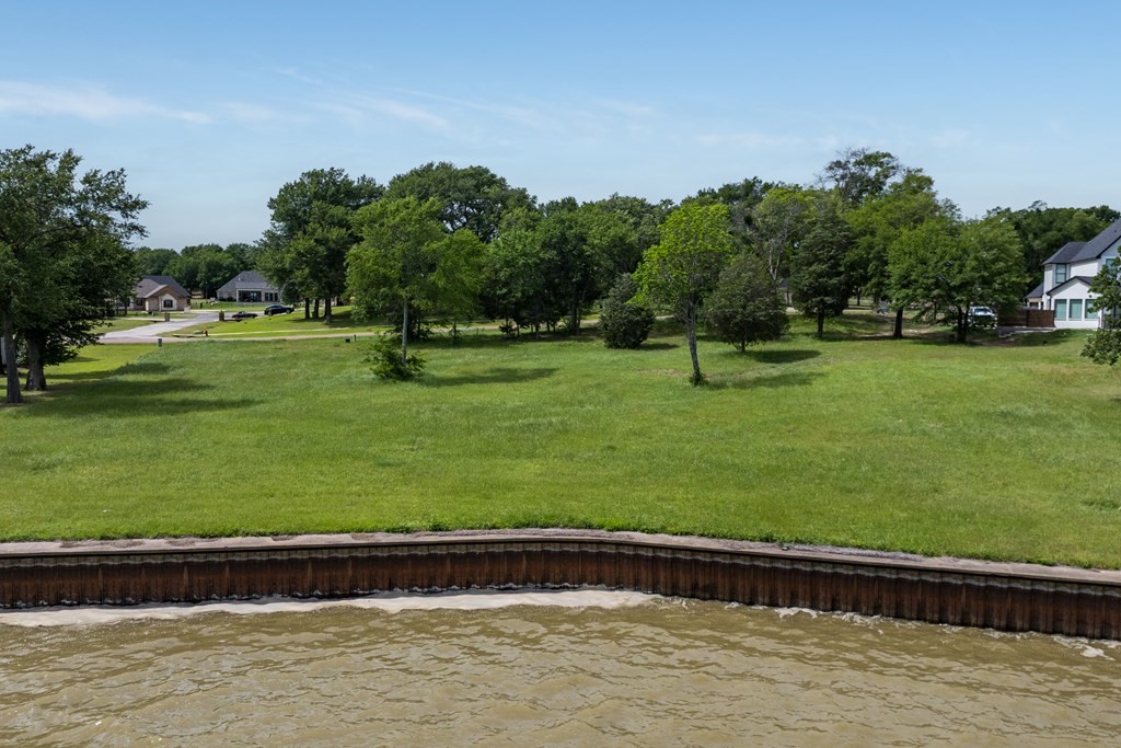 203 Cape Shore Drive Mabank TX 75143