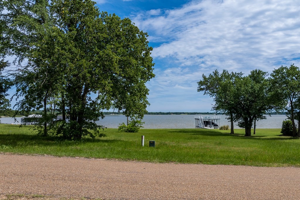 203 Cape Shore Drive Mabank TX 75143