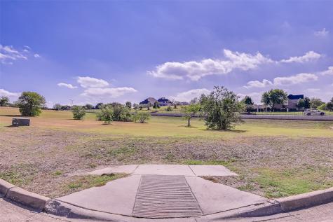 435 Breezeway Court Cedar Hill TX 75104