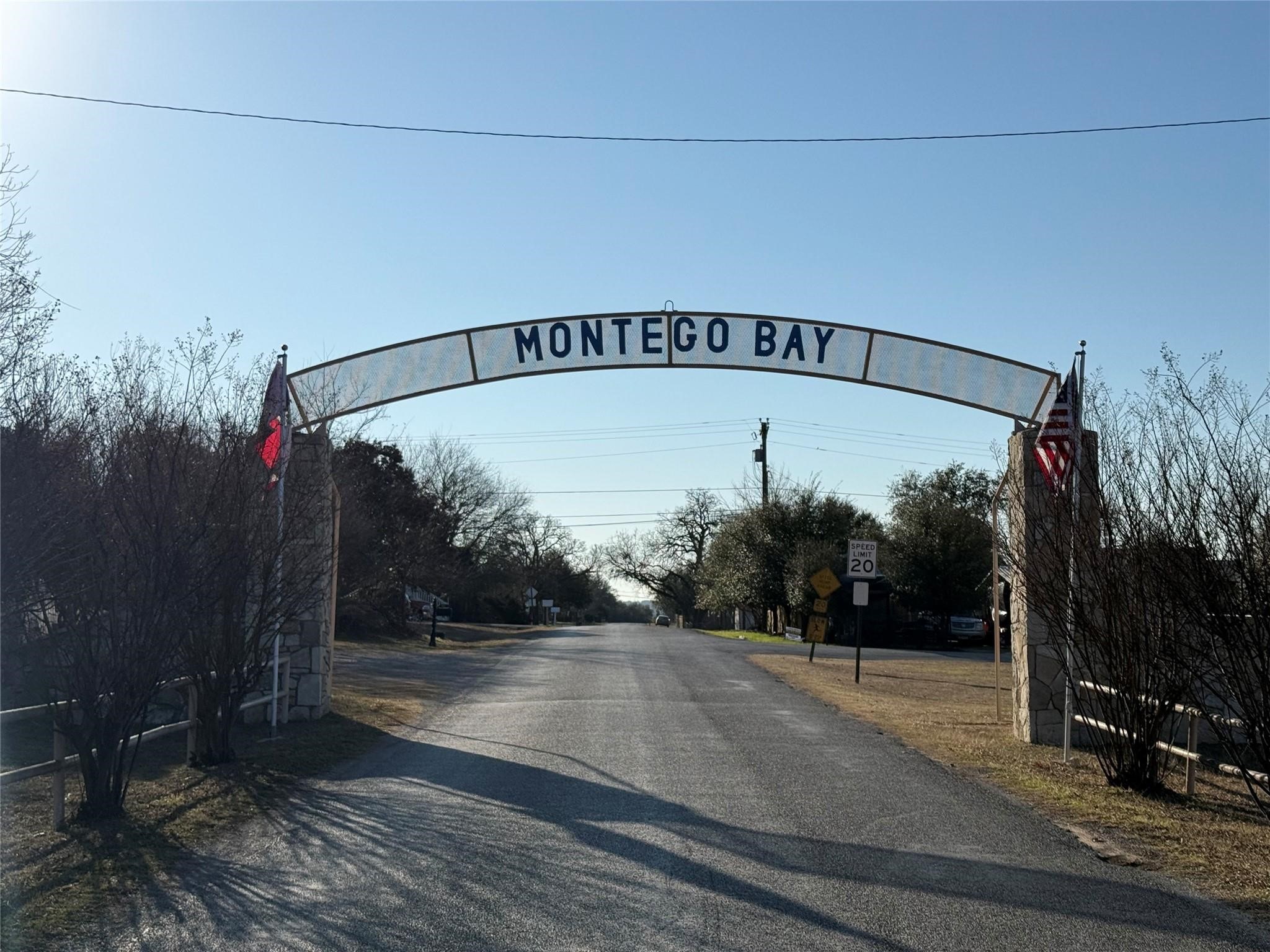 3905 Montgomery Drive Granbury TX 76049