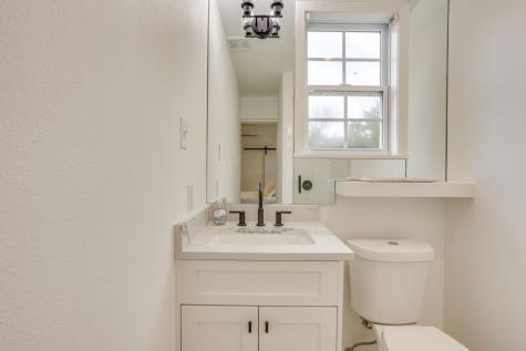 400 S 10th Avenue Palo Pinto TX 76472