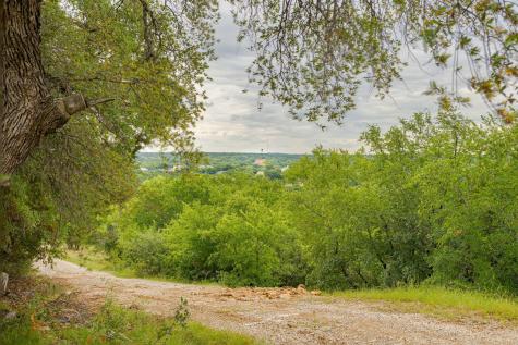 400 S 10th Avenue Santo TX 76472
