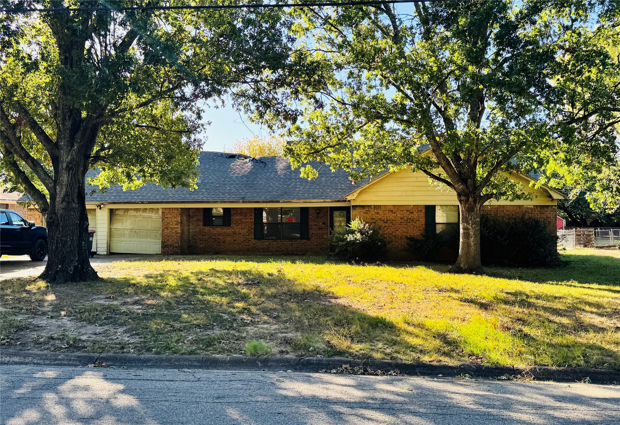 730 41st Street SW Paris TX 75460