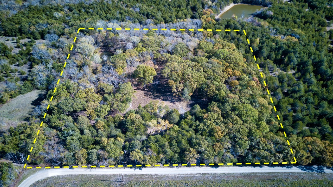 2624 County Road 2975 Windom TX 75492