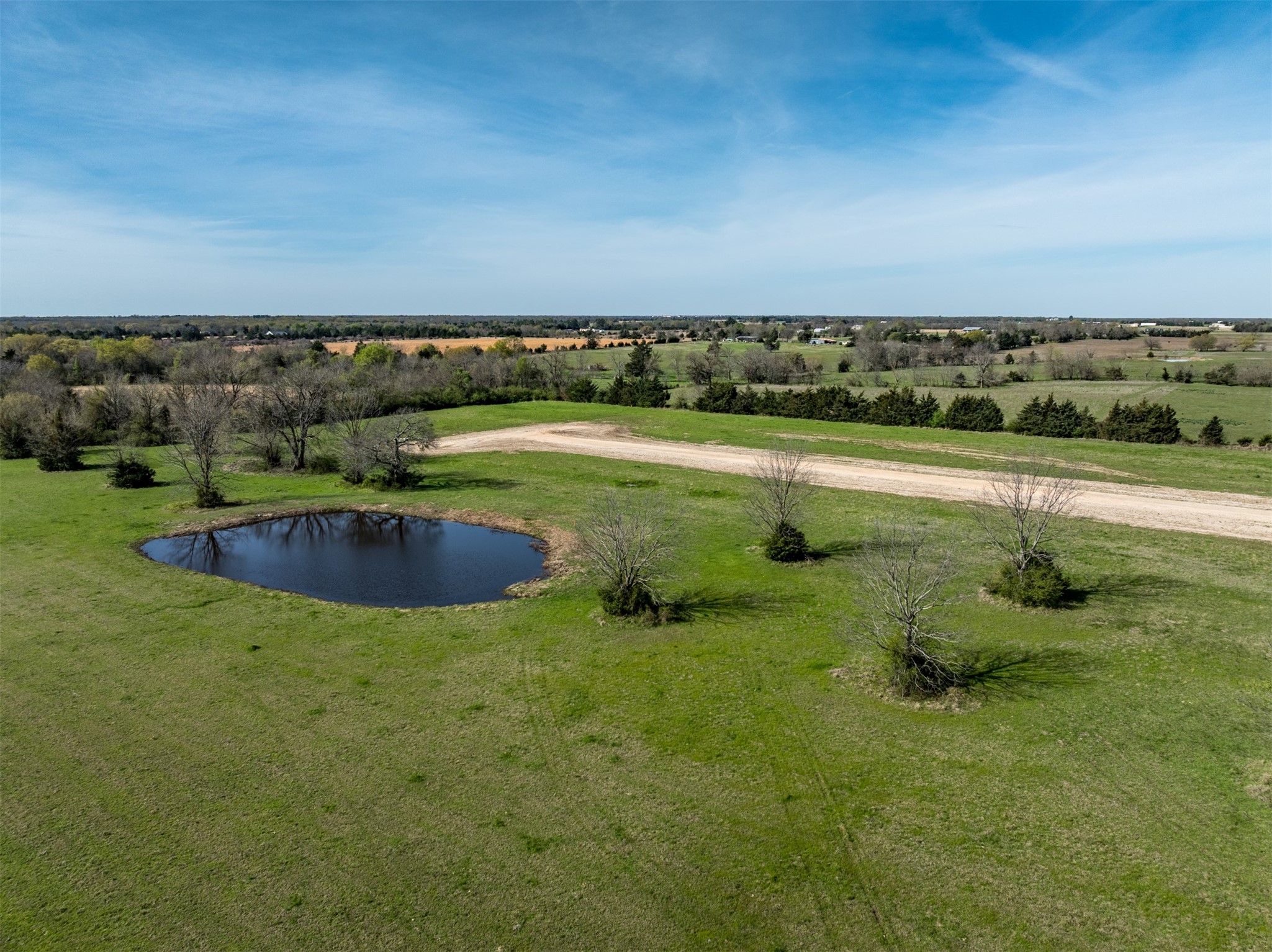 311 Private Road 33263 Sumner TX 75486
