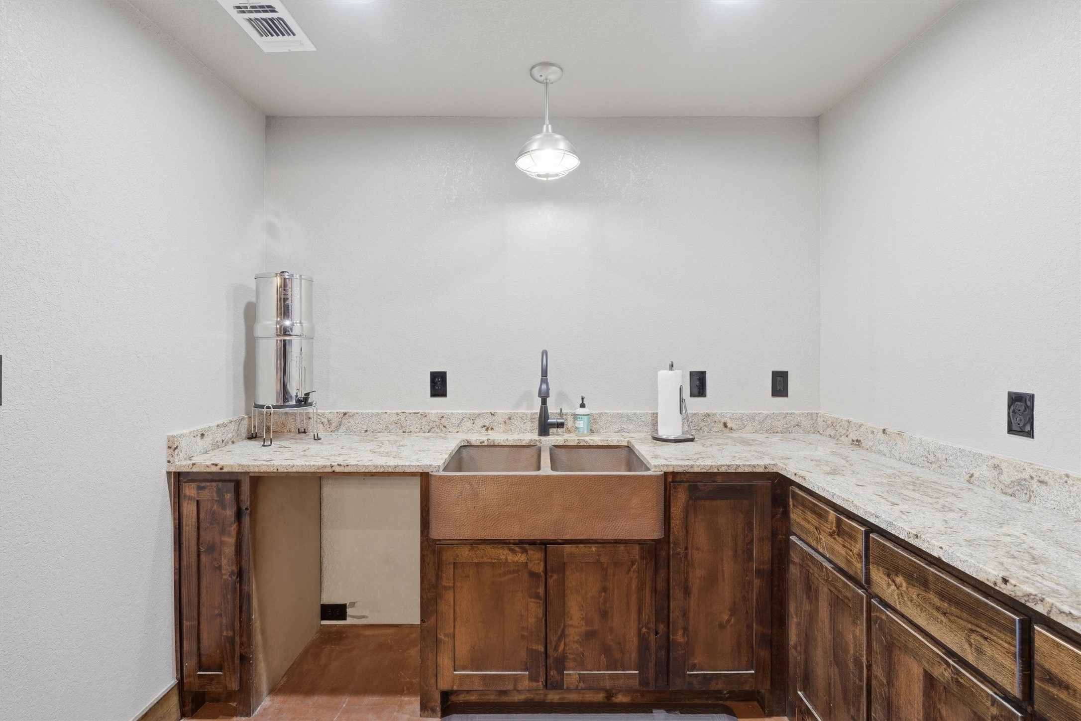 550-B Manley Lane Weatherford TX 76088