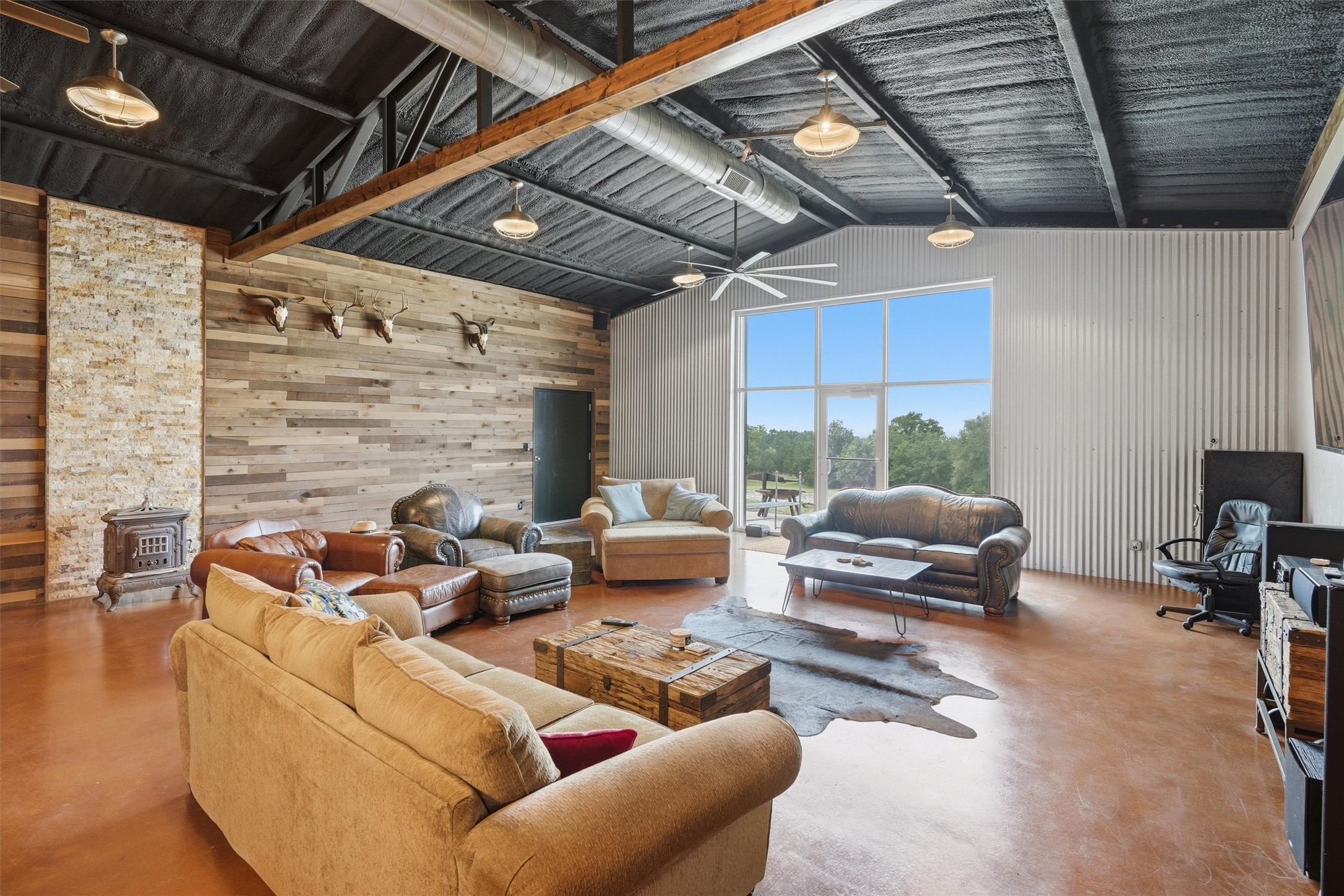 550-B Manley Lane Weatherford TX 76088
