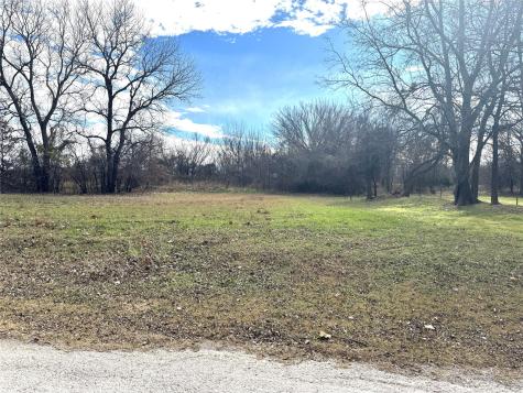 108 N Agnew Street Boyd TX 76023