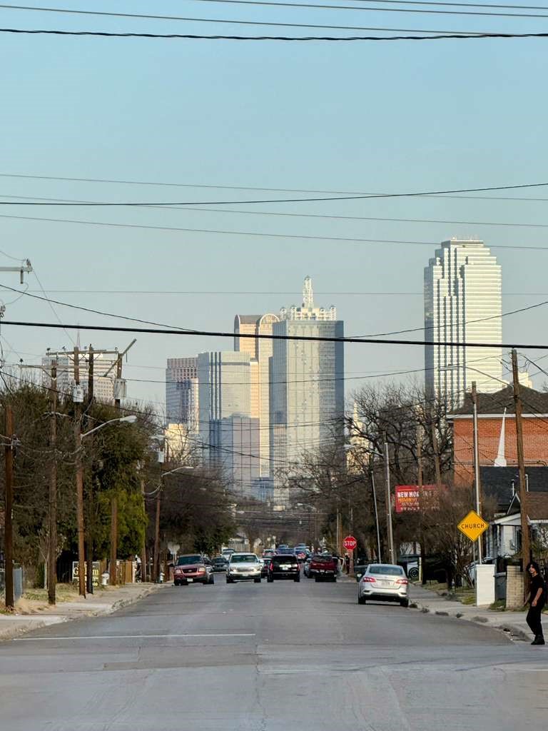 2023 Dennison Street Dallas TX 75212