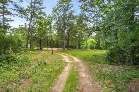 7559 N Us Highway 69 Alba TX 75410