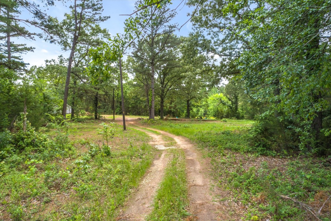 7559 N Us Highway 69 Alba TX 75410