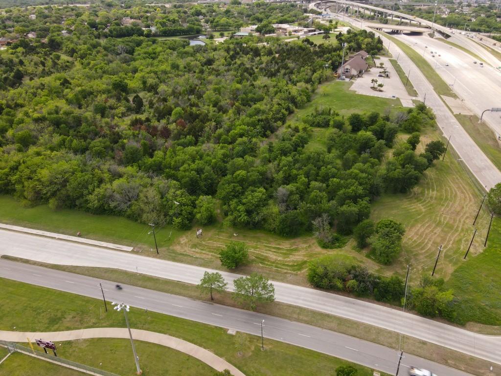 2200 N Carrier Parkway Grand Prairie TX 75050