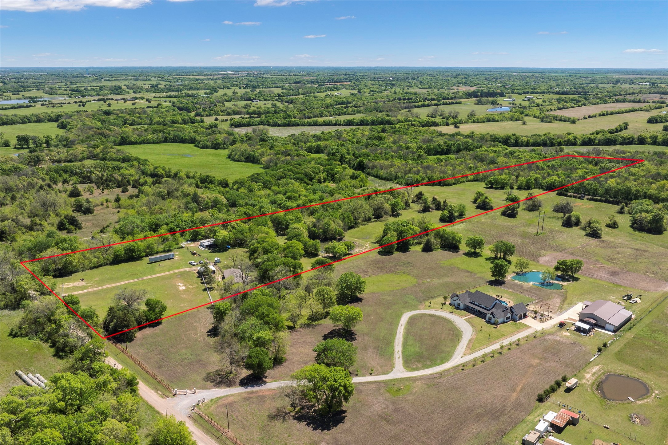 1199 County Road 1245 Savoy TX 75479