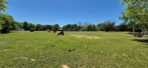 1199 County Road 1245 Savoy TX 75479