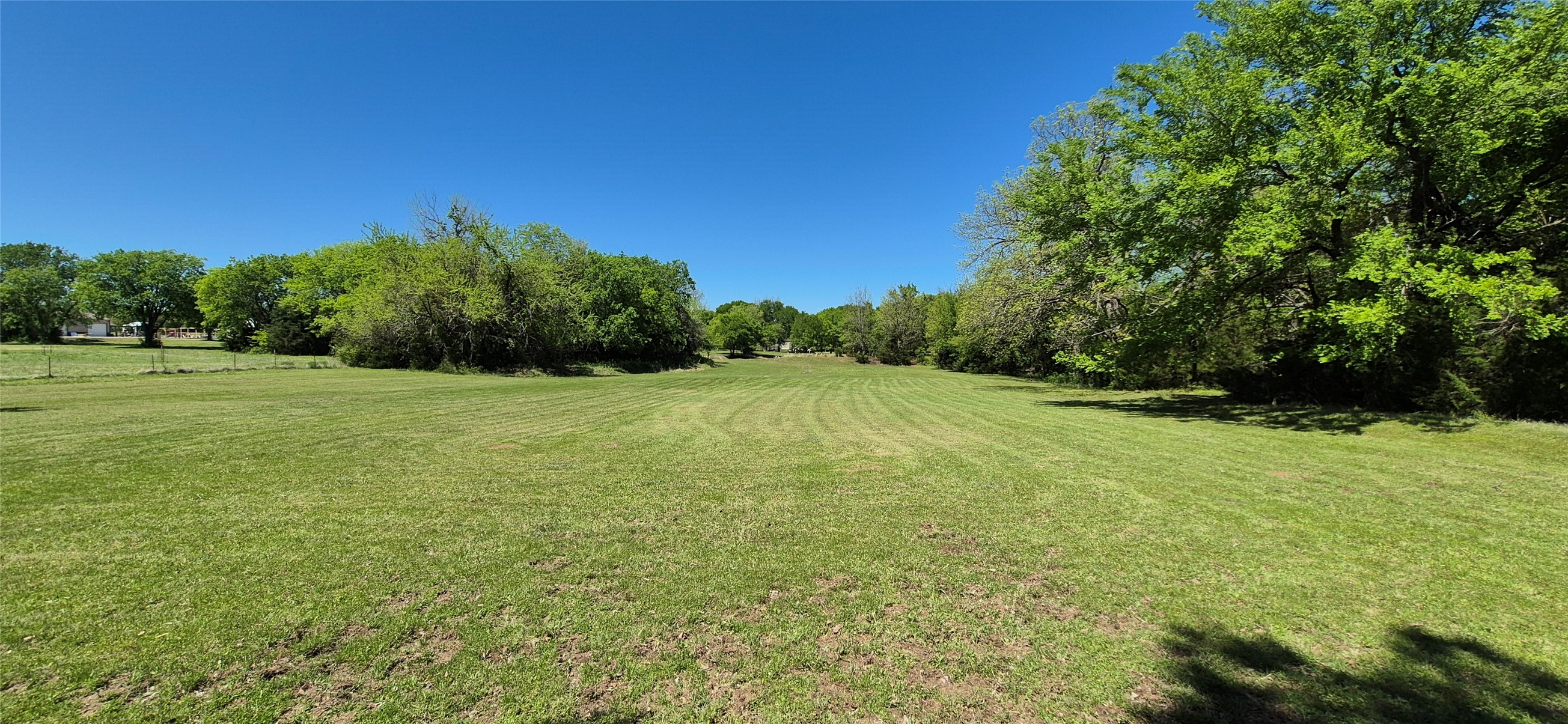 1199 County Road 1245 Savoy TX 75479