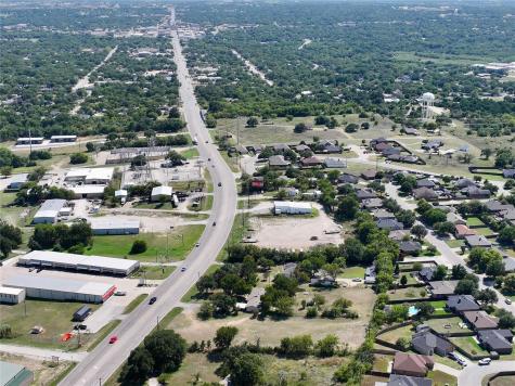 1835 N Main Street Weatherford TX 76085