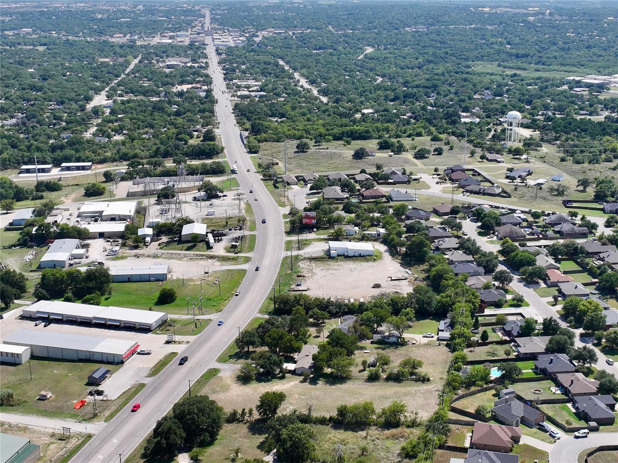 1835 N Main Street Weatherford TX 76085