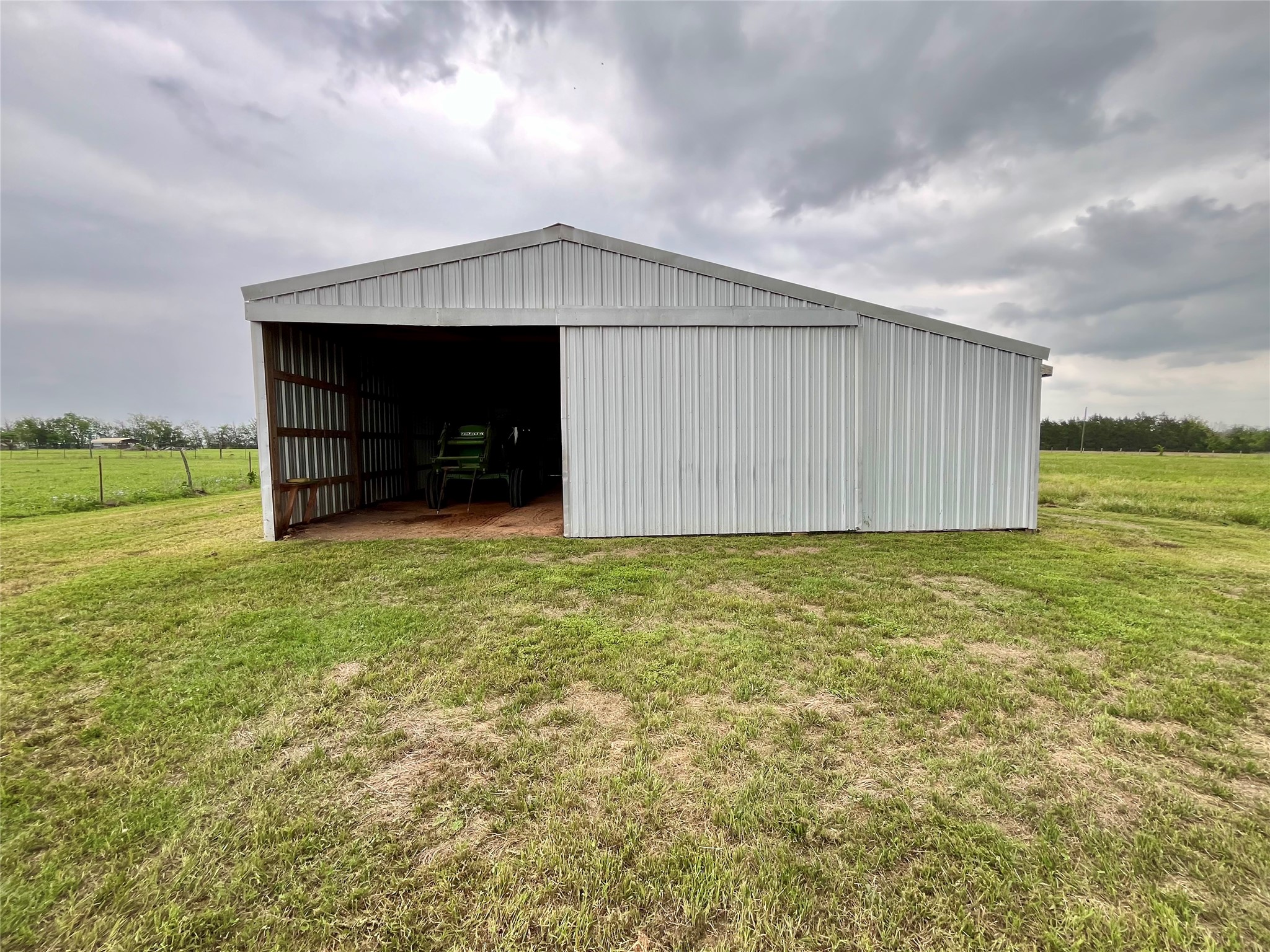 8573 Loop Road Bellville TX 77418