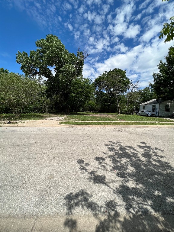 1701 Carver Avenue Fort Worth TX 76102