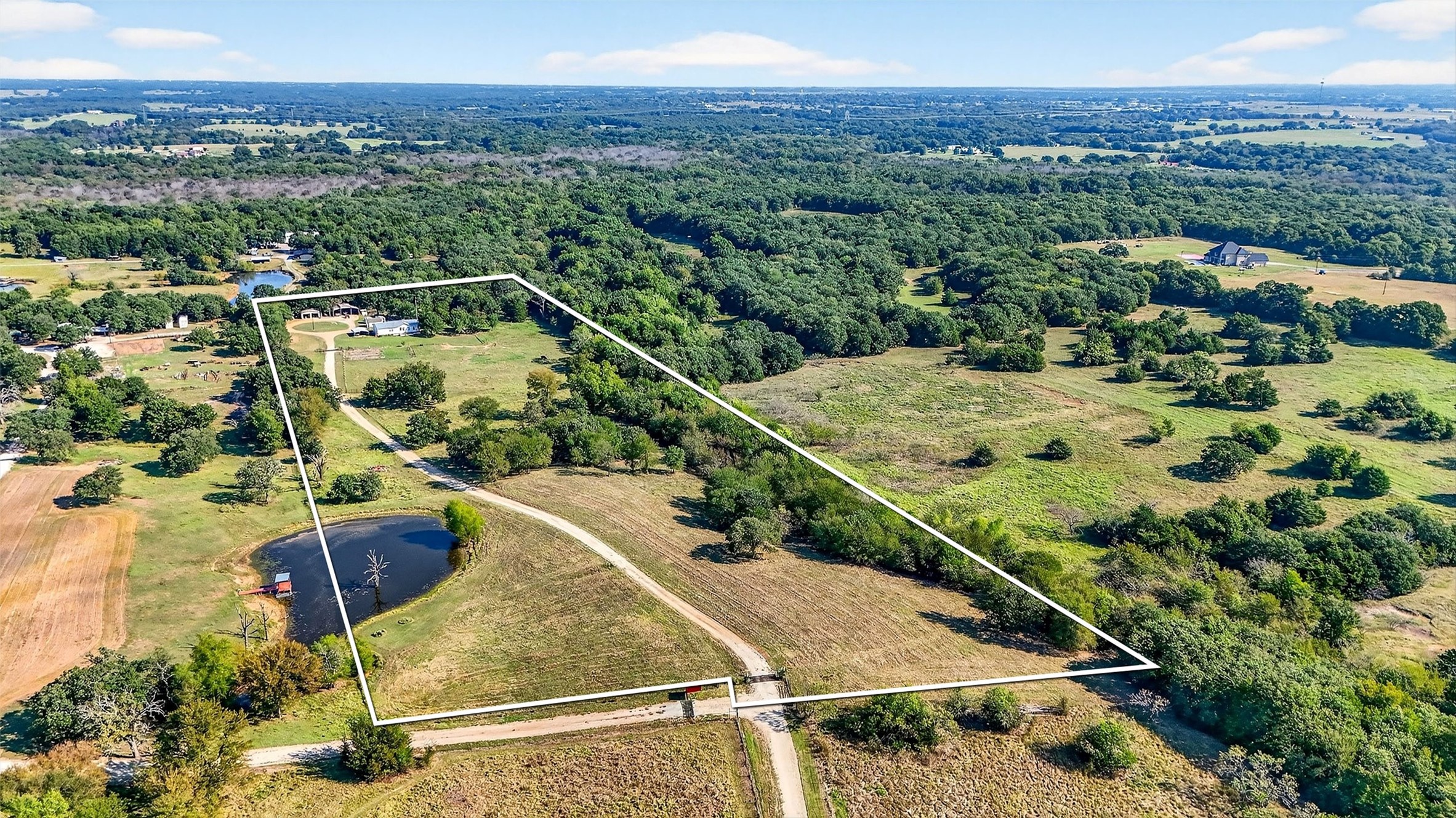 437 County Road 292 Collinsville TX 76233
