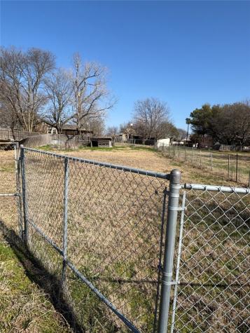 10526 County Road 905 Princeton TX 75407
