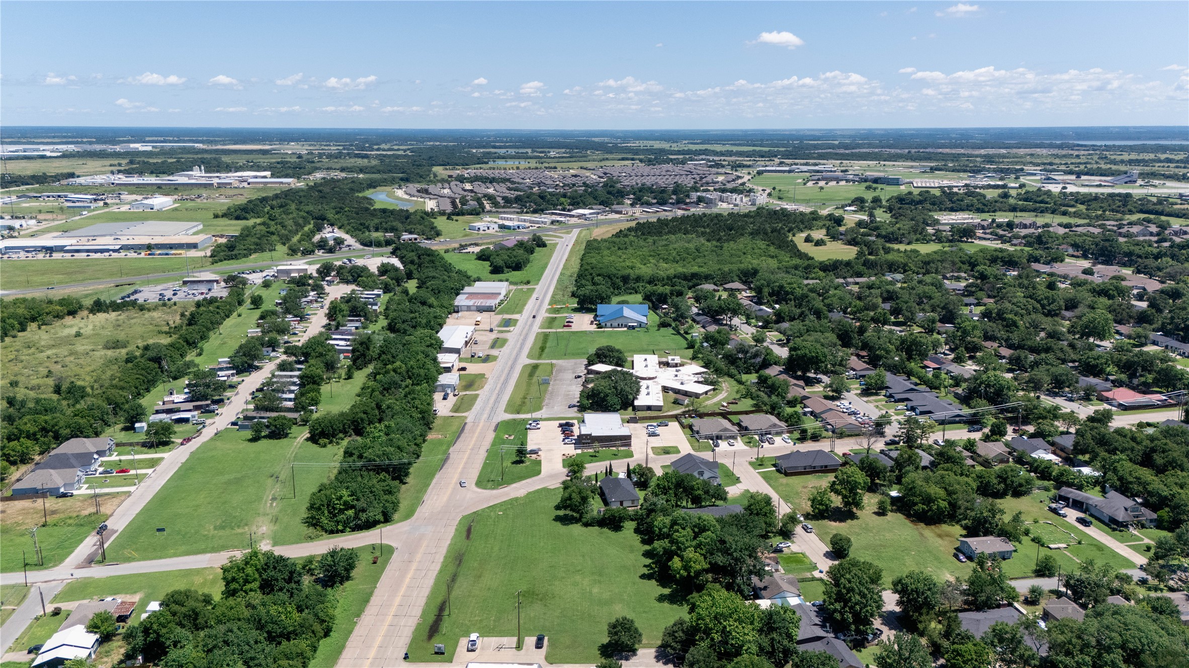 913 S Clay Street Ennis TX 75119