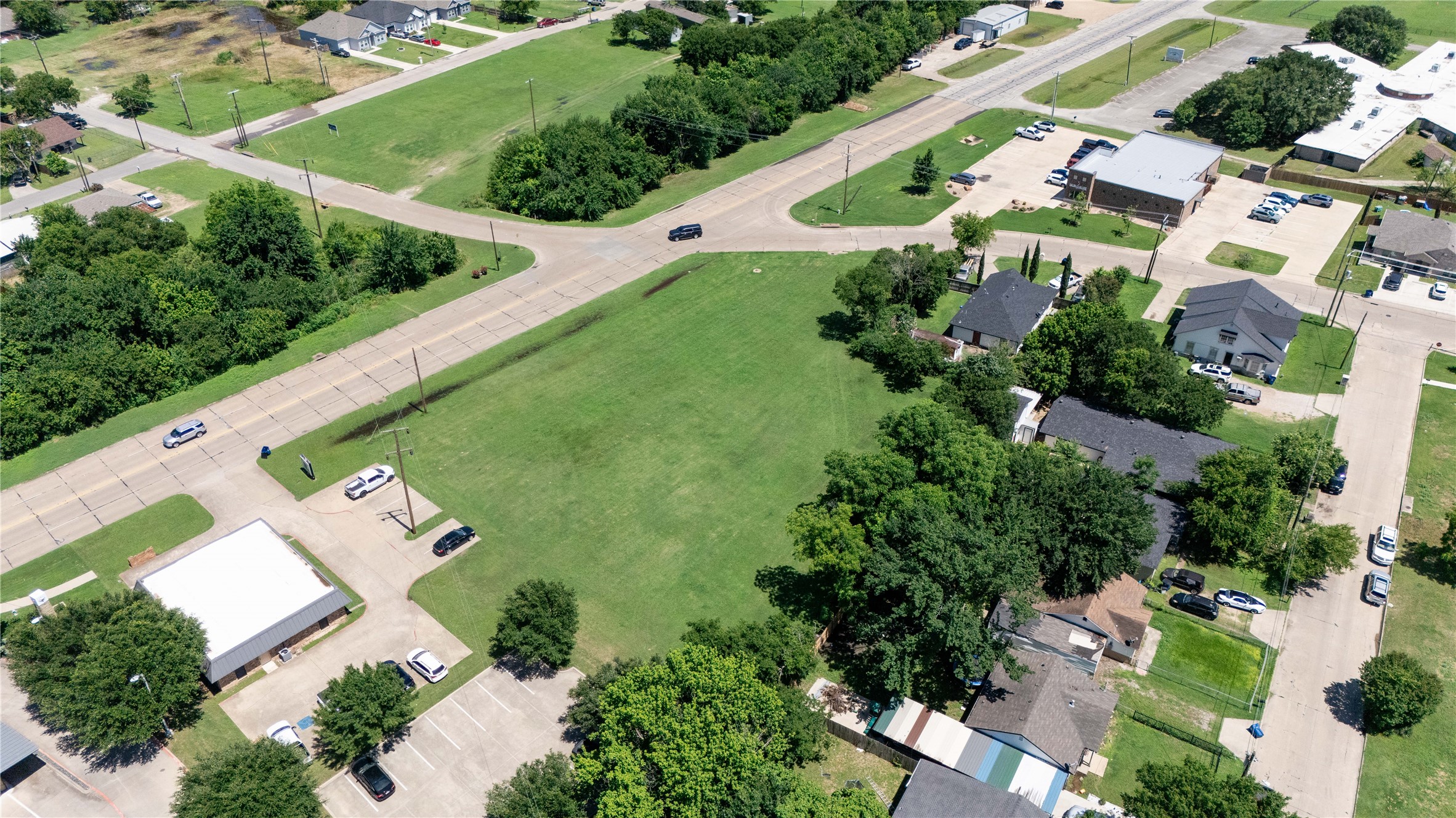 913 S Clay Street Ennis TX 75119