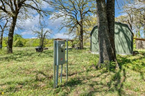 247 Private Road 14503 Covington TX 76636
