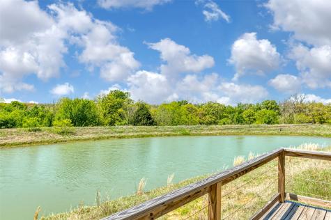 247 Private Road 14503 Covington TX 76636