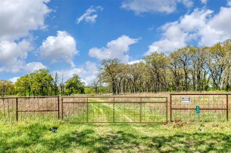 247 Private Road 14503 Covington TX 76636
