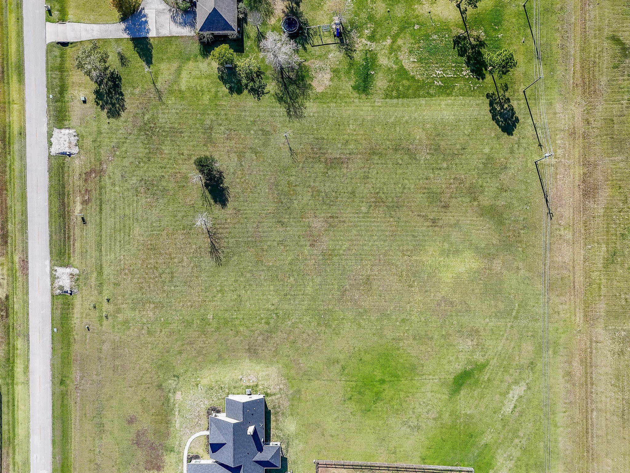 702 Comanche Trail Drive Brazoria TX 77583