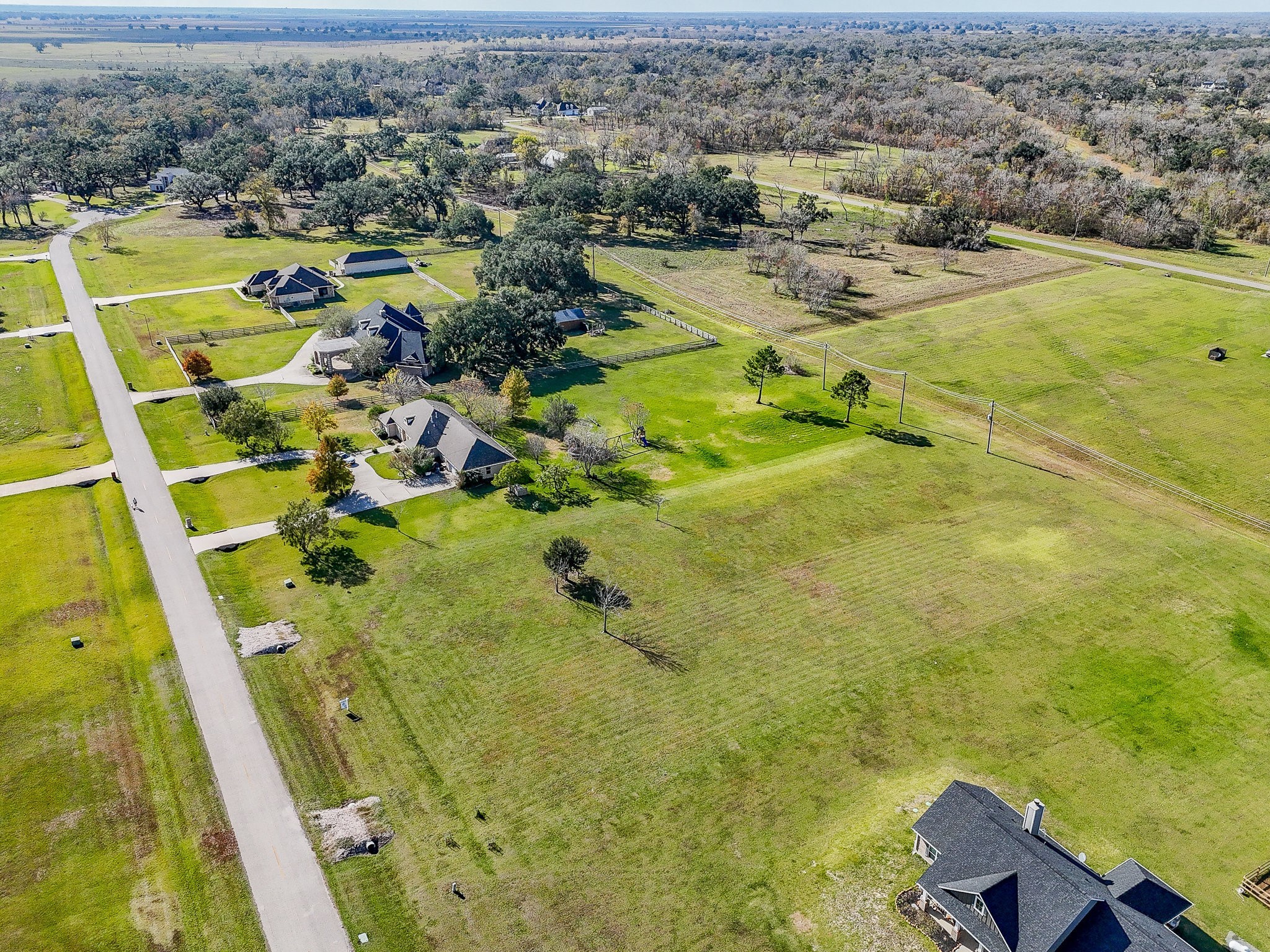 702 Comanche Trail Drive Brazoria TX 77583
