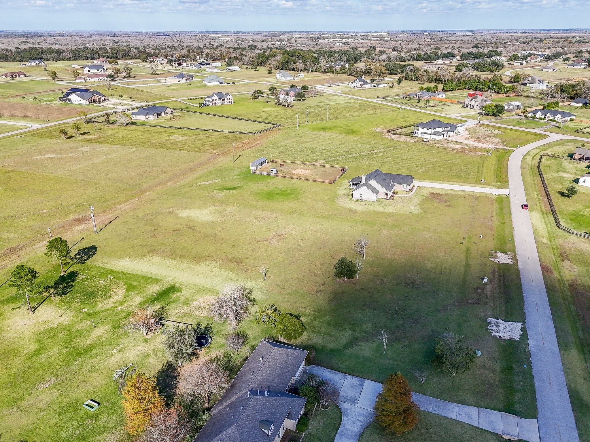 702 Comanche Trail Drive Brazoria TX 77583