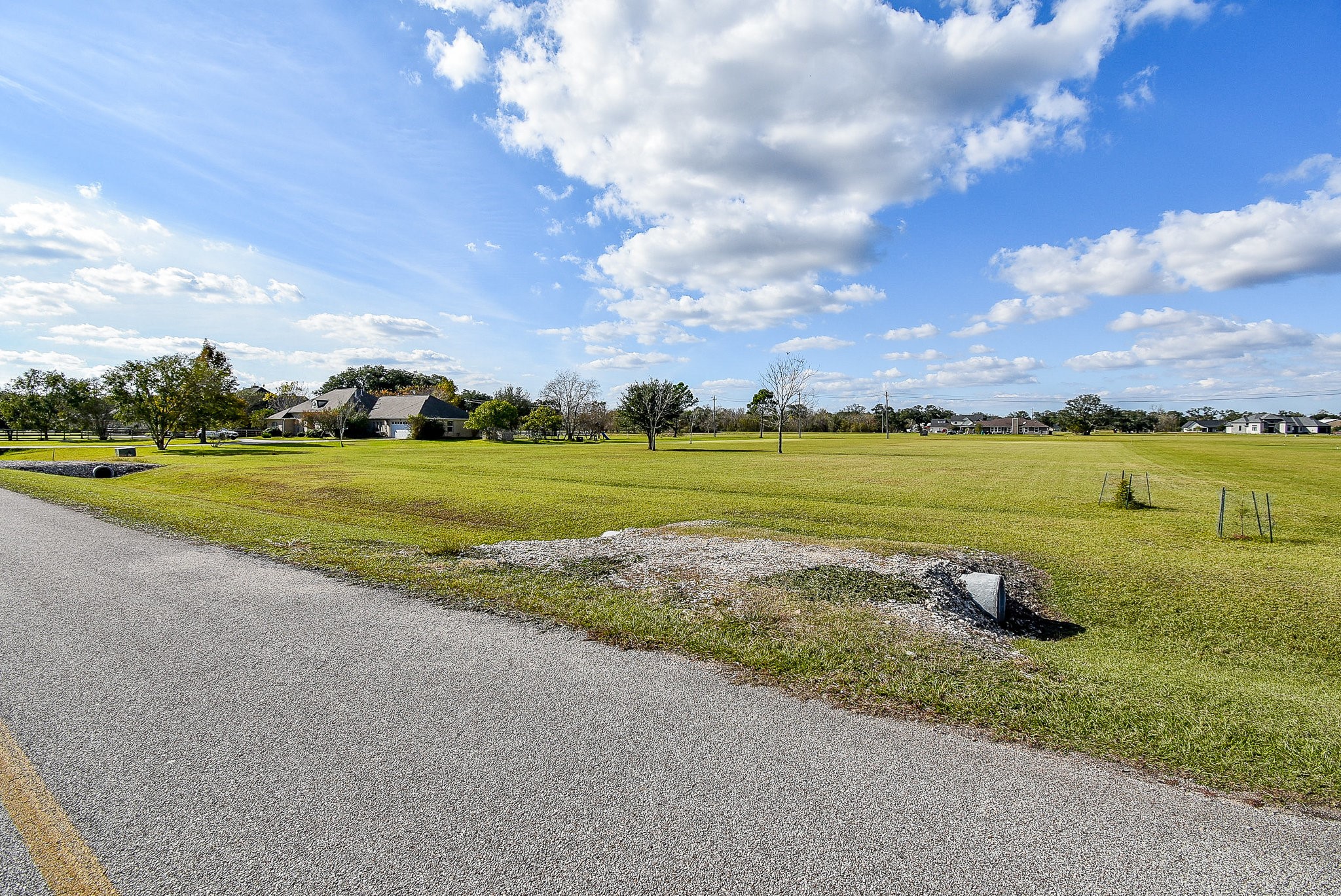 702 Comanche Trail Drive Brazoria TX 77583