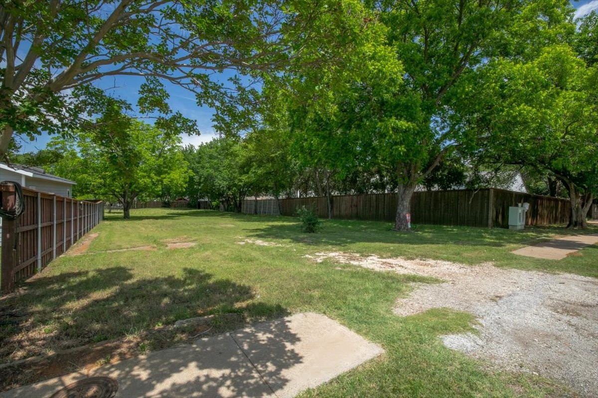 1000 Hughes Road Grapevine TX 76051
