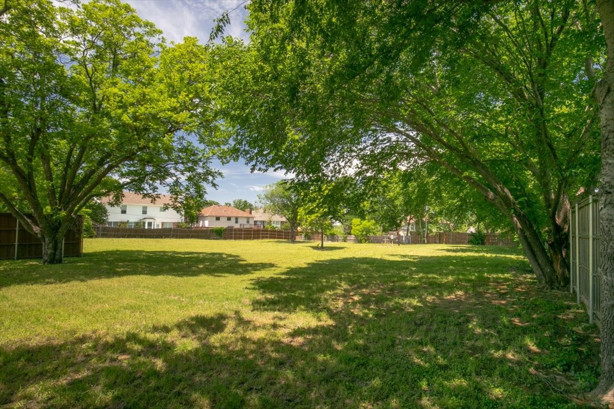1000 Hughes Road Grapevine TX 76051