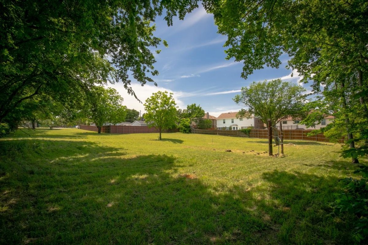 1000 Hughes Road Grapevine TX 76051