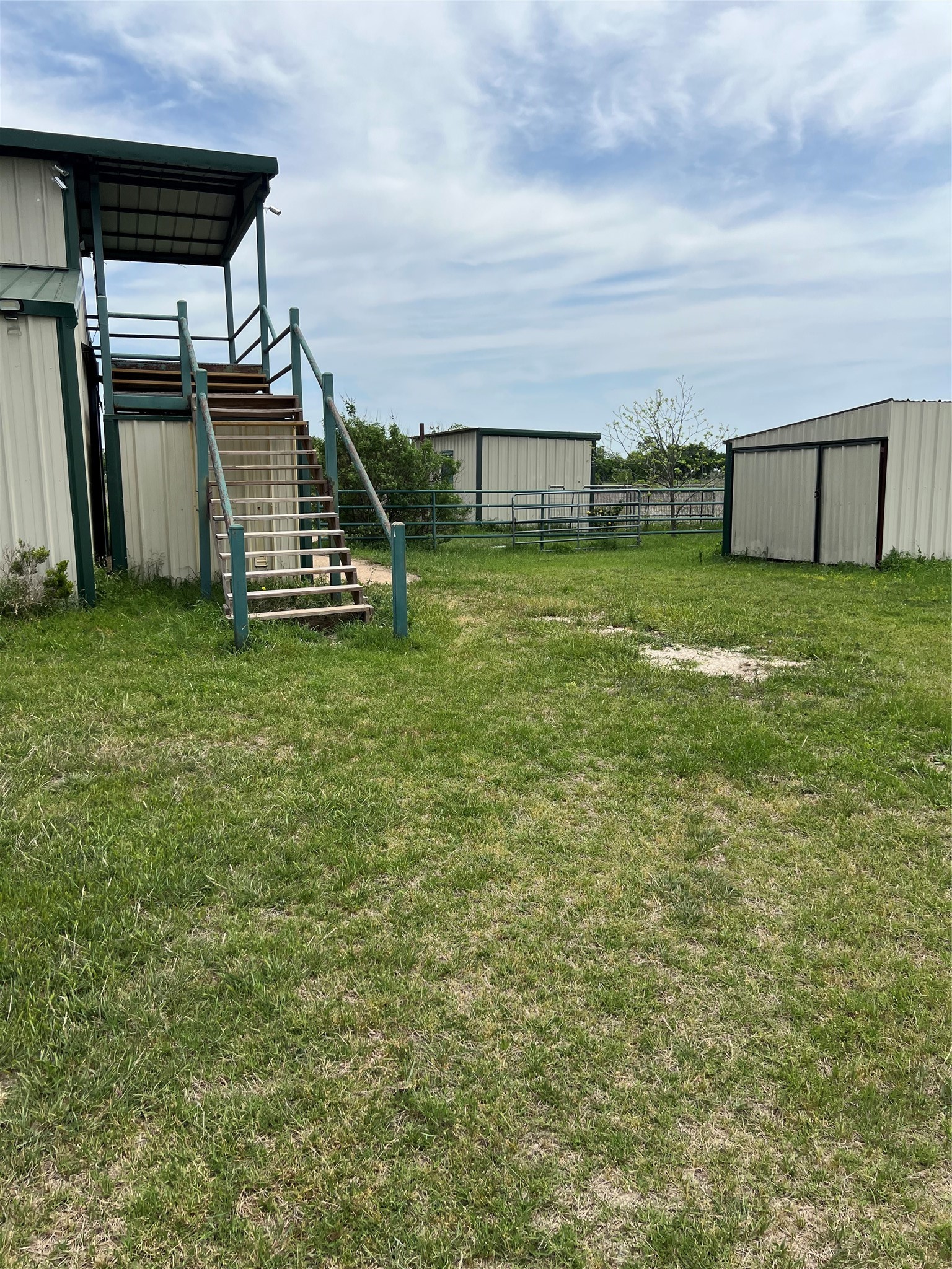 7445 County Road 1232 Godley TX 76044