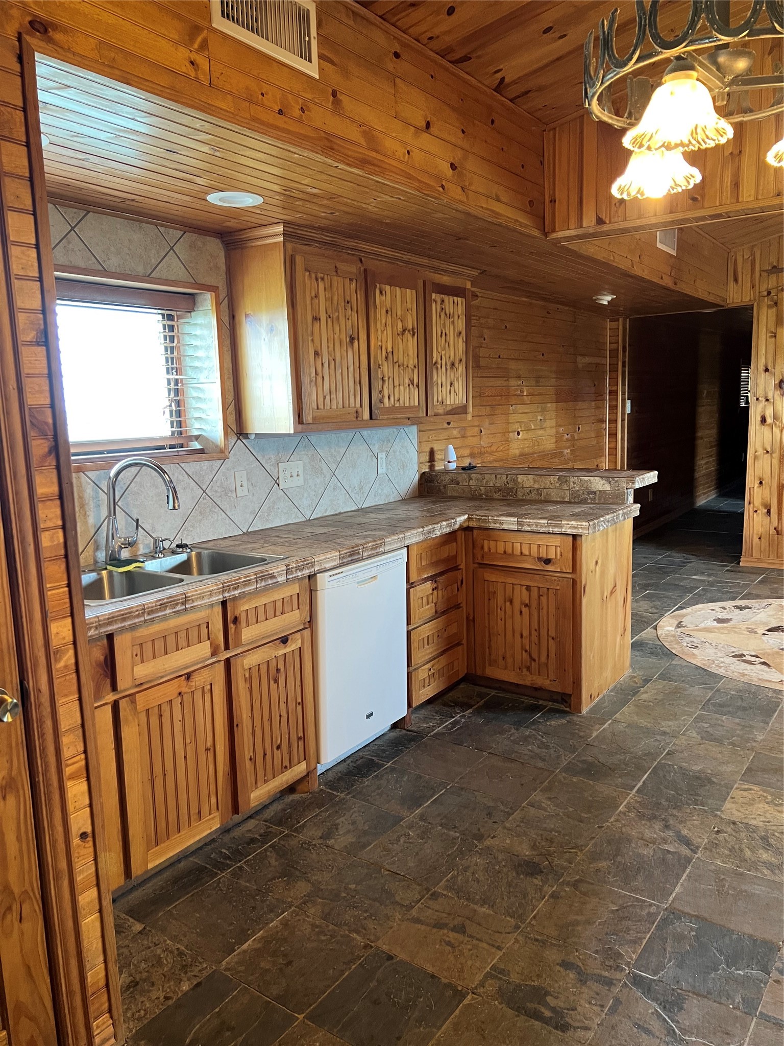 7445 County Road 1232 Godley TX 76044