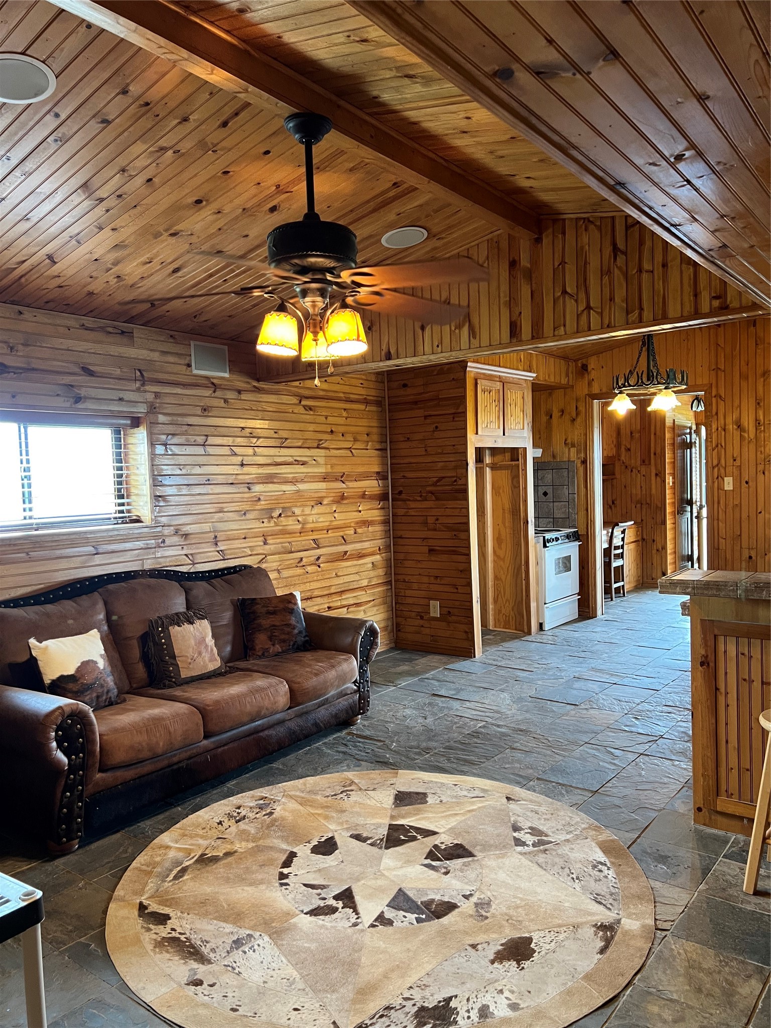 7445 County Road 1232 Godley TX 76044