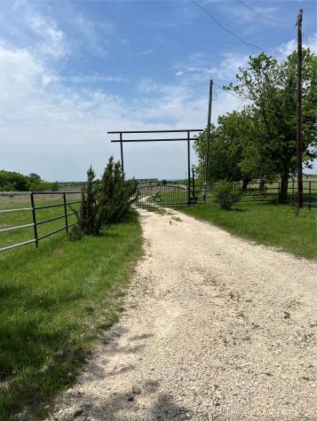7445 County Road 1232 Godley TX 76044