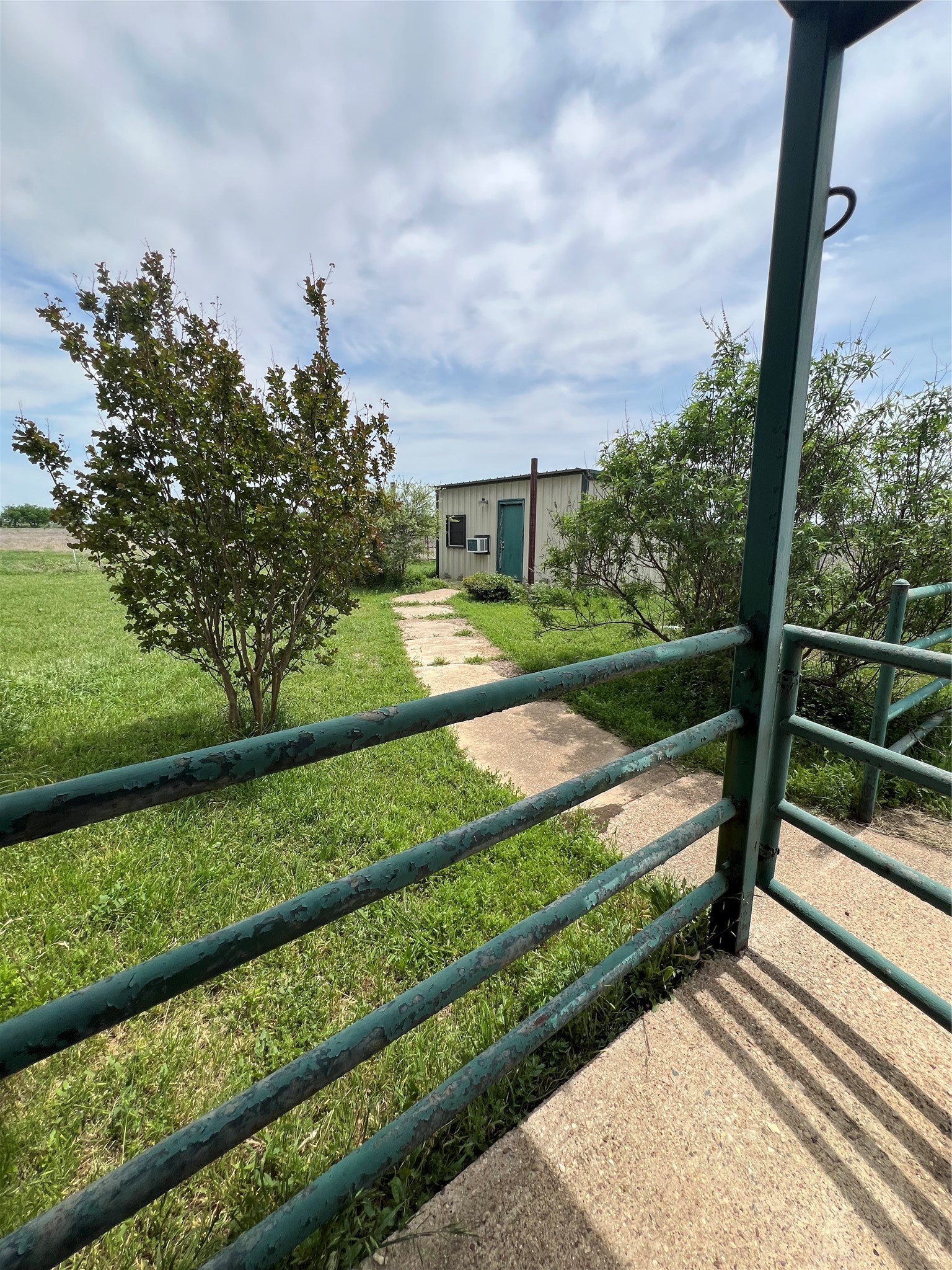7445 County Road 1232 Godley TX 76044