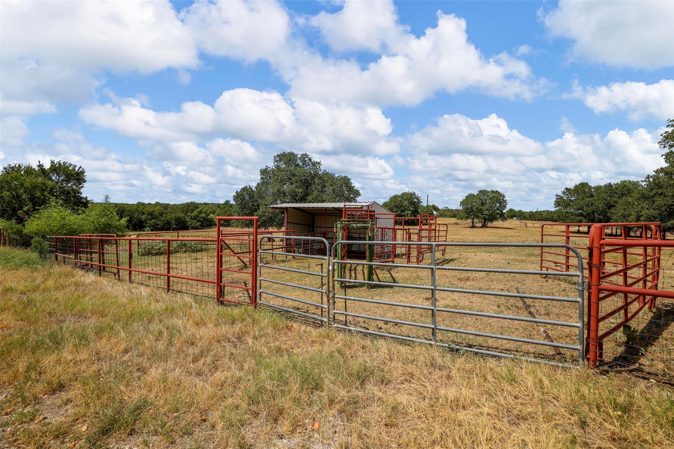 406 County Road 1744 Chico TX 76431