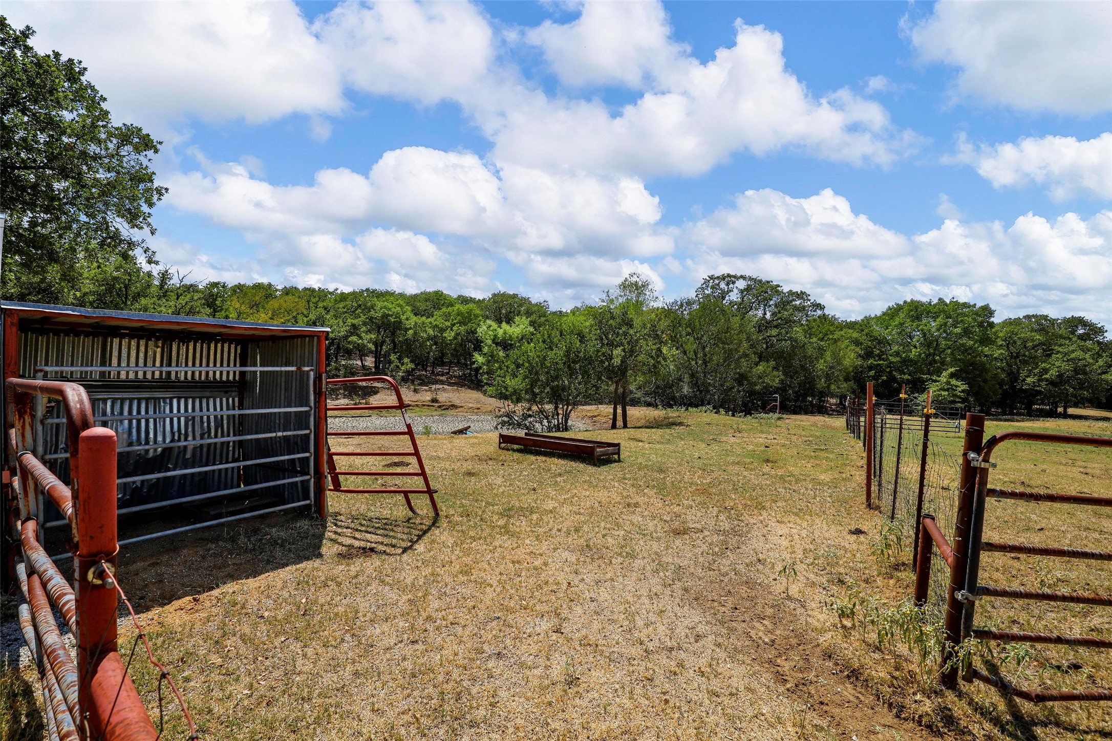 406 County Road 1744 Chico TX 76431