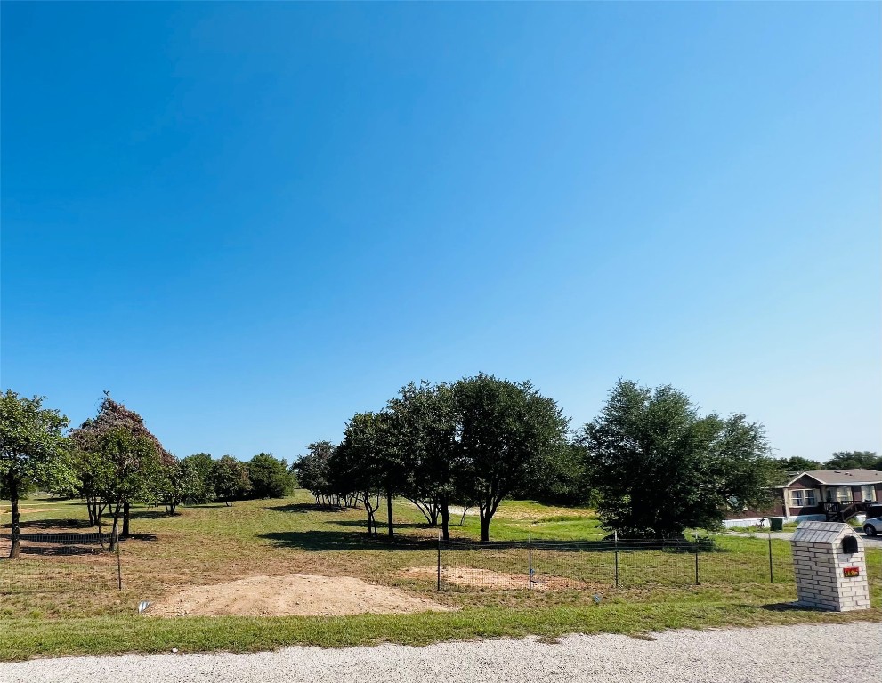 105 Salty Dog Lane Springtown TX 76082