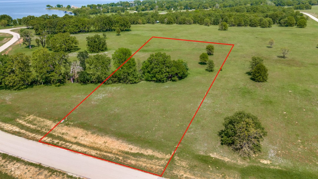 Lot 44 Paradise Cov Streetman TX 75859